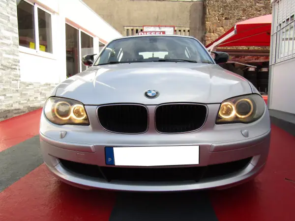 BMW 120 d DPF Edition Sport 2011 Diesel — 249 890 km BMW 120 d DPF Edition Sport 2011 Diesel