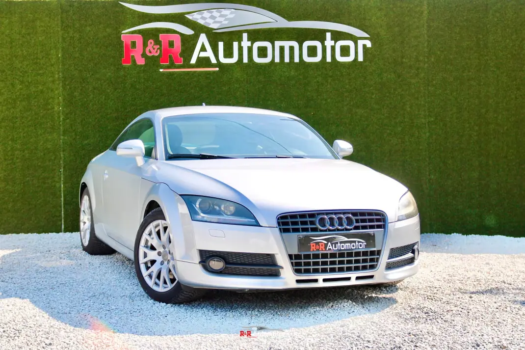 Audi TT Coupé 2006 - 17400 EUR, 74000 km - AUTO.MOTO.pt - 74000km - foto 1 de 24