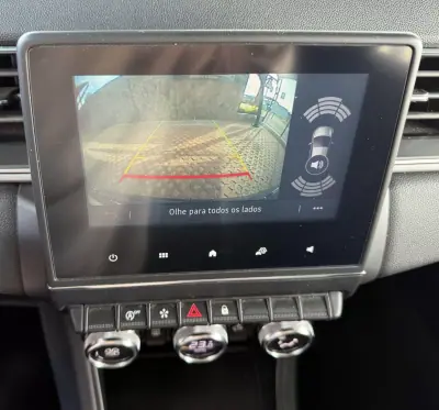 Renault Captur 2021 - 17900 EUR, 56795 km - AUTO.MOTO.pt - 56795km - foto 12 de 18