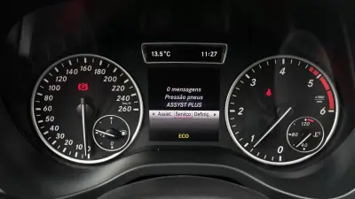Mercedes-Benz A 180 2014 - 14650 EUR, 191121 km - AUTO.MOTO.pt - 191121km - foto 29 de 34