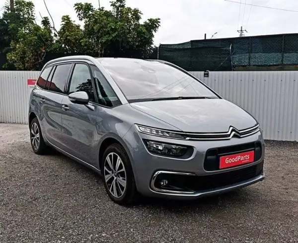 Citroën C4 Spacetourer 2019 - 19900 EUR, 90359 km - AUTO.MOTO.pt - 90359km - foto 10 de 27