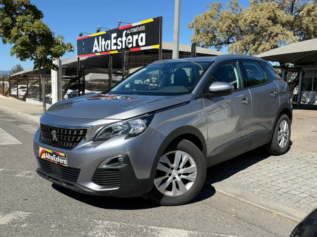 Peugeot 3008 2018 - 18900 EUR, 104582 km - AUTO.MOTO.pt - 104582km - foto 1 de 33