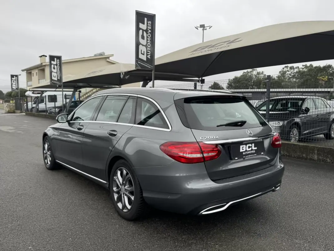 Mercedes-Benz C 200 2016 - 18990 EUR, 156000 km - AUTO.MOTO.pt - 156000km - foto 5 de 28