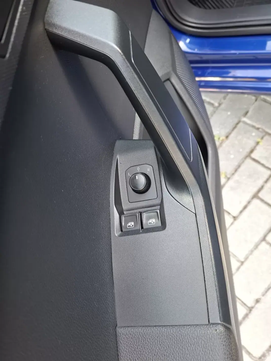 SEAT Ibiza 2018 - 11350 EUR, 103500 km - AUTO.MOTO.pt - 103500km - foto 19 de 30