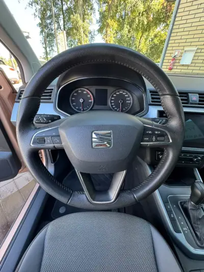 SEAT Arona 2019 - 15850 EUR, 90360 km - foto 5 de 10