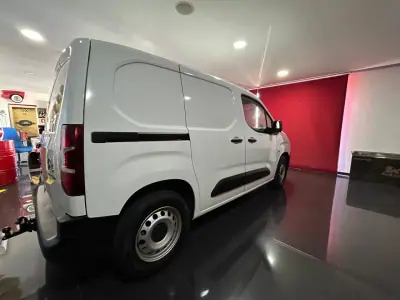 Citroën Berlingo 2019 — foto 5 de 15