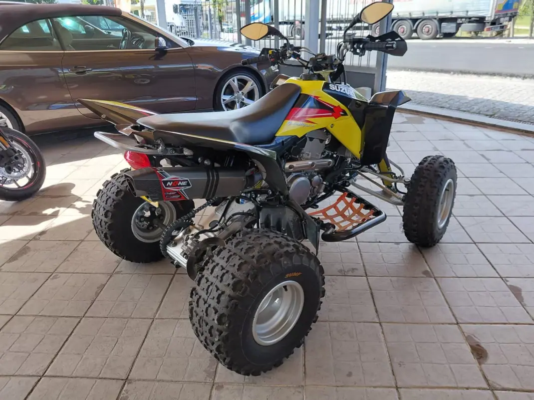 Suzuki LT-Z 2010 - 8950 EUR, 0 km - AUTO.MOTO.pt - foto 3 de 15