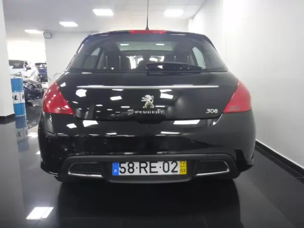Peugeot 308 2012 - 7250 EUR, 172520 km - AUTO.MOTO.pt - 172520km - foto 34 de 50