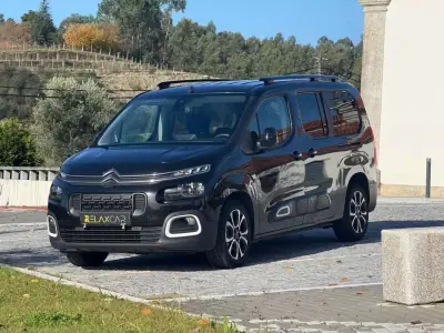 Citroën Berlingo 2021 - 18500 EUR, 211000 km - AUTO.MOTO.pt - 211000km - foto 33 de 37