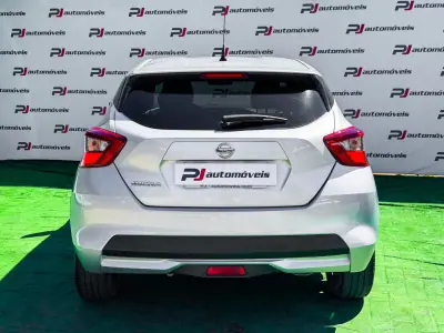 Nissan Micra 2017 - 12500 EUR, 132594 km - AUTO.MOTO.pt - 132594km - foto 8 de 22