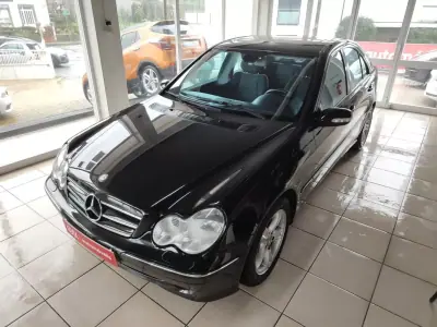 Mercedes-Benz C 220 2000 - 5750 EUR, 372700 km - AUTO.MOTO.pt - 372700km - foto 6 de 60