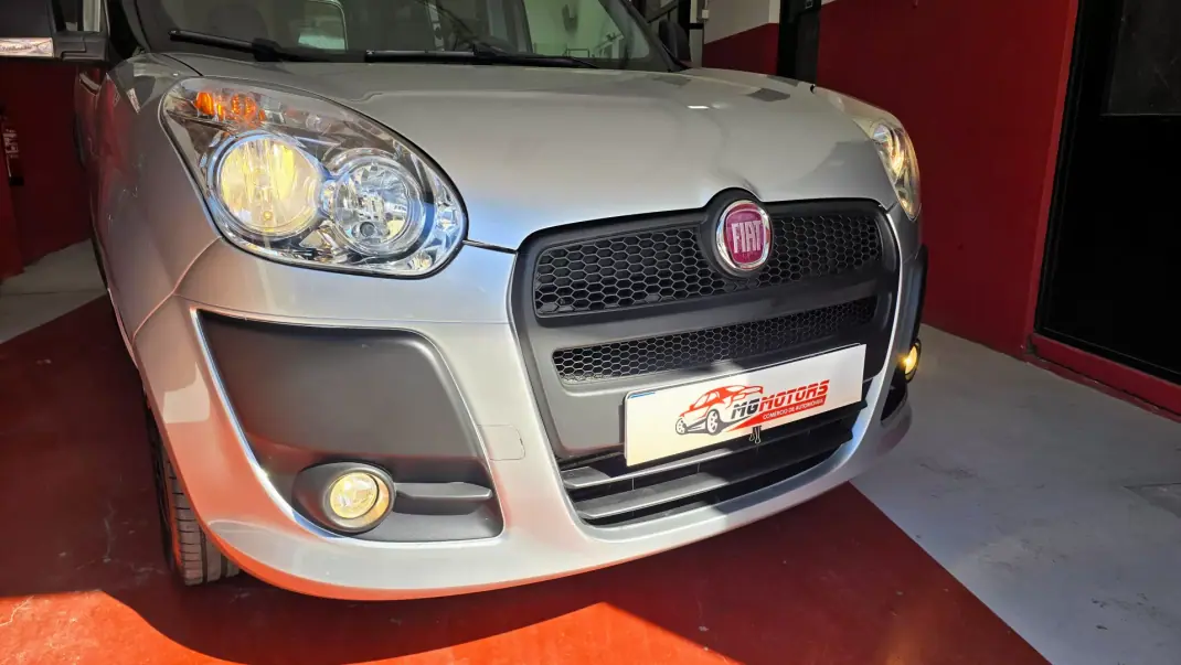 Fiat Doblo 2013 - 7750 EUR, 220583 km - AUTO.MOTO.pt - 220583km - foto 2 de 33