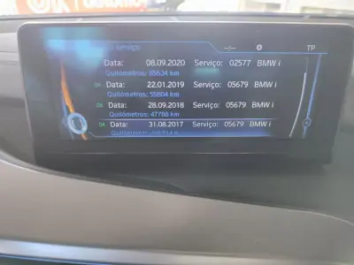 BMW i8 2017 - 65500 EUR, 96600 km - AUTO.MOTO.pt - 96600km - foto 37 de 38