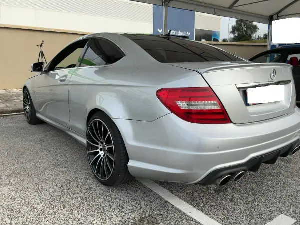 Mercedes-Benz C 250 2012 - 18900 EUR, 255100 km - AUTO.MOTO.pt - 255100km - foto 2 de 10