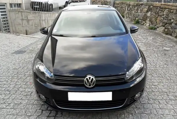 Volkswagen Golf 2011 - 9500 EUR, 179600 km - AUTO.MOTO.pt - 179600km - foto 3 de 15