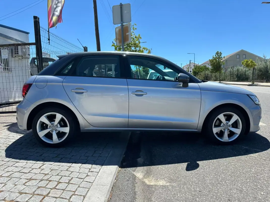 Audi A1 Sportback 2017 - 16900 EUR, 158196 km - 158196km - foto 8 de 31