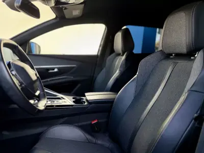Peugeot 3008 2019 - 16950 EUR, 92000 km - 92000km - foto 13 de 26