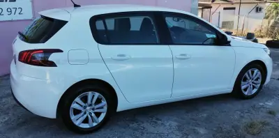 Peugeot 308 2019 - 11950 EUR, 114000 km - 114000km - foto 4 de 38