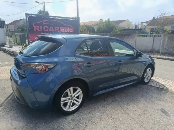 Toyota Corolla 2021 - 20900 EUR, 66527 km - AUTO.MOTO.pt - 66527km - foto 8 de 22