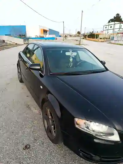 Audi A4 2006 - 4200 EUR, 329000 km - AUTO.MOTO.pt - 329000km - foto 3 de 19