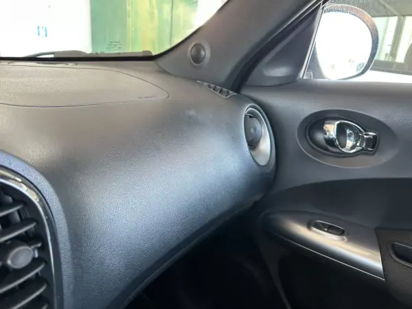Nissan Juke 2011 - 11900 EUR, 217831 km - 217831km - foto 25 de 32