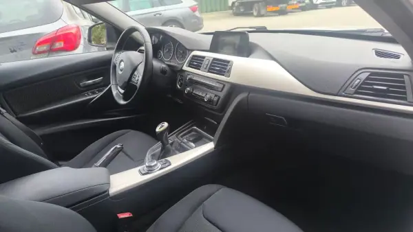 BMW 318 2014 - 12700 EUR, 219000 km - 219000km - foto 8 de 21