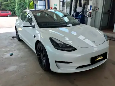 Tesla Model 3 2021 — foto 2 de 8