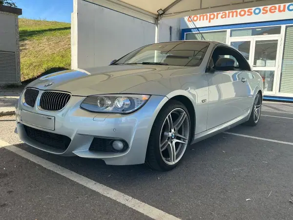 BMW 320 2012