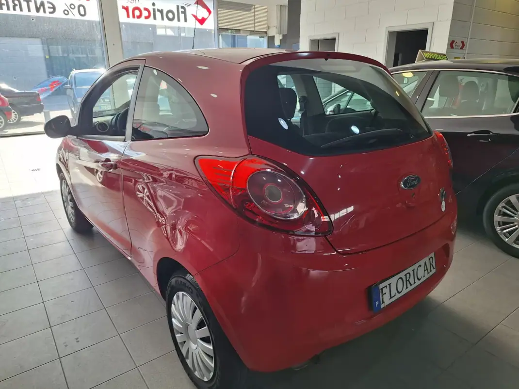 Ford KA 2014 - 5900 EUR, 163414 km - AUTO.MOTO.pt - 163414km - foto 5 de 12