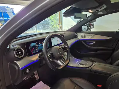 Mercedes-Benz E 300 2023 - 38900 EUR, 113276 km - AUTO.MOTO.pt - 113276km - foto 9 de 21