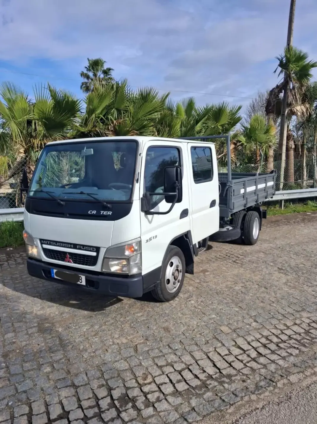 Mitsubishi 2006 - 18750 EUR, 189000 km - AUTO.MOTO.pt - 189000km - foto 8 de 12