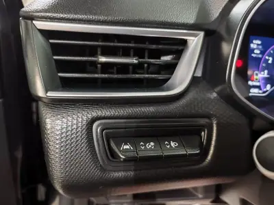 Renault Clio 2020 - 13990 EUR, 65000 km - AUTO.MOTO.pt - 65000km - foto 22 de 30