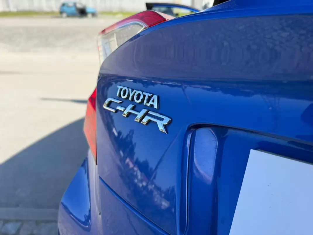 Toyota C-HR 2019 - 21490 EUR, 89737 km - AUTO.MOTO.pt - 89737km - foto 7 de 25