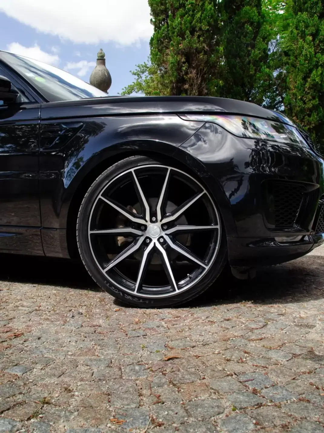 Land Rover Range Rover Sport 2020 - 43500 EUR, 230000 km - 230000km - foto 5 de 17