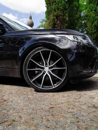 Land Rover Range Rover Sport 2020 - 43500 EUR, 230000 km - 230000km - foto 5 de 17
