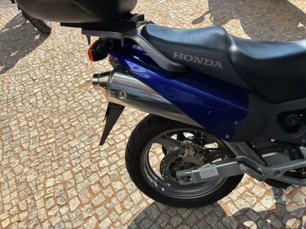 Honda XL 2005 - 4250 EUR, 45831 km - AUTO.MOTO.pt - 45831km - foto 6 de 14