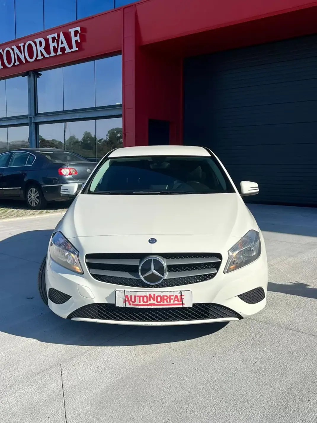 Mercedes-Benz A 180 2013 - 15000 EUR, 197483 km - AUTO.MOTO.pt - 197483km - foto 3 de 20