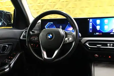 BMW 318 2022 - 27250 EUR, 132000 km - AUTO.MOTO.pt - 132000km - foto 16 de 38