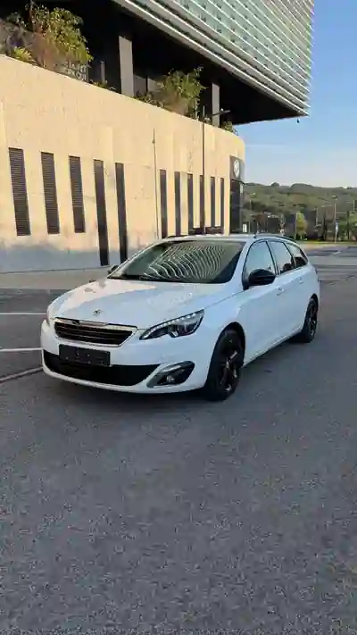 Peugeot 308 SW 2015