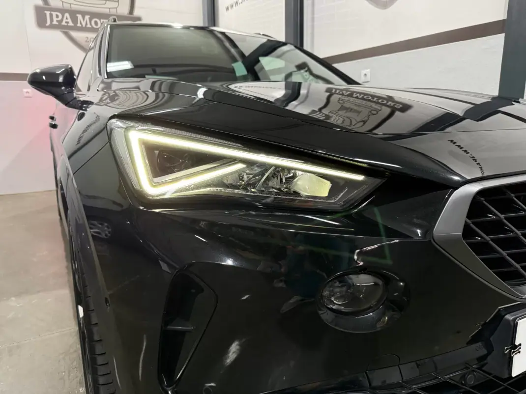 Cupra Formentor 2021 - 29900 EUR, 69200 km - AUTO.MOTO.pt - 69200km - foto 7 de 37