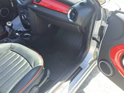 MINI Roadster 2012 - 16990 EUR, 102919 km - 102919km - foto 18 de 47