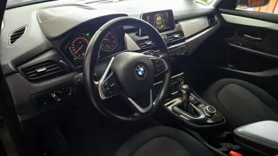BMW 216 Active Tourer 2016 - 14350 EUR, 164784 km - AUTO.MOTO.pt - 164784km - foto 20 de 71