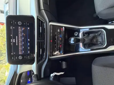 Volkswagen Amarok 2023 - 27900 EUR, 49000 km - AUTO.MOTO.pt - 49000km - foto 2 de 12