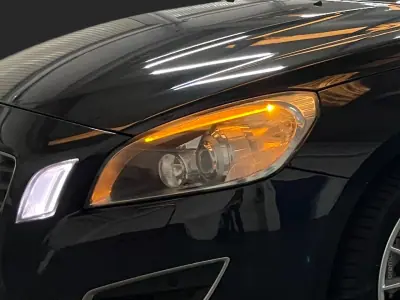 Volvo V60 2011 — foto 5 de 20
