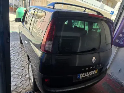 Renault Espace 2013 - 7999 EUR, 238595 km - AUTO.MOTO.pt - 238595km - foto 6 de 28