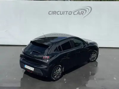 Peugeot 208 2022 - 13400 EUR, 53386 km - AUTO.MOTO.pt - 53386km - foto 6 de 7