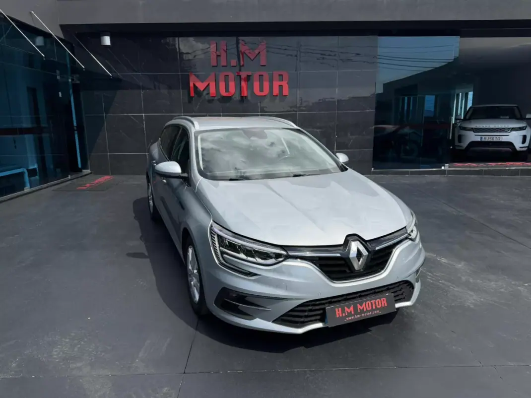 Renault Mégane Sport Tourer 2020 - 10900 EUR, 265000 km - AUTO.MOTO.pt - 265000km - foto 1 de 9