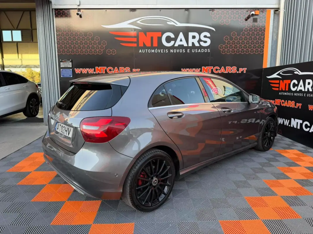 Mercedes-Benz A 180 2018 - 15900 EUR, 138911 km - 138911km - foto 2 de 20