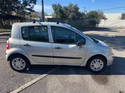 Renault Modus 2005 - 2500 EUR, 284633 km - AUTO.MOTO.pt - 284633km - foto 3 de 17