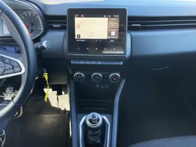 Renault Clio 2021 - 13990 EUR, 136670 km - AUTO.MOTO.pt - 136670km - foto 13 de 20